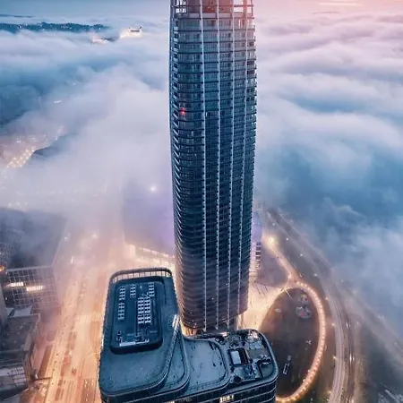 Eurovea Tower Danube View Free Parking 아파트
